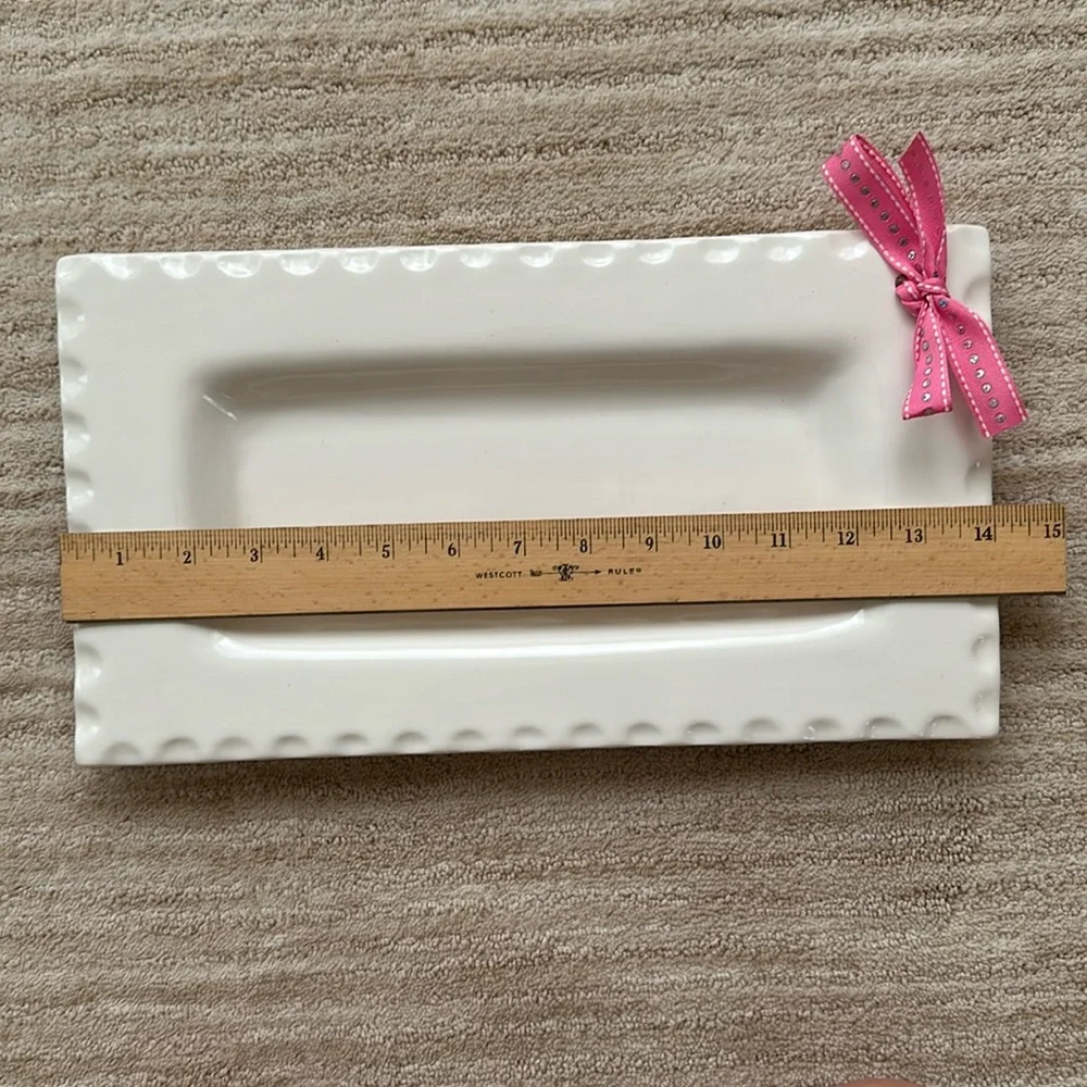 Southern Living Dress Me Up Ribbon Rectangular Platter 13.5 x 7.5 White Scallop